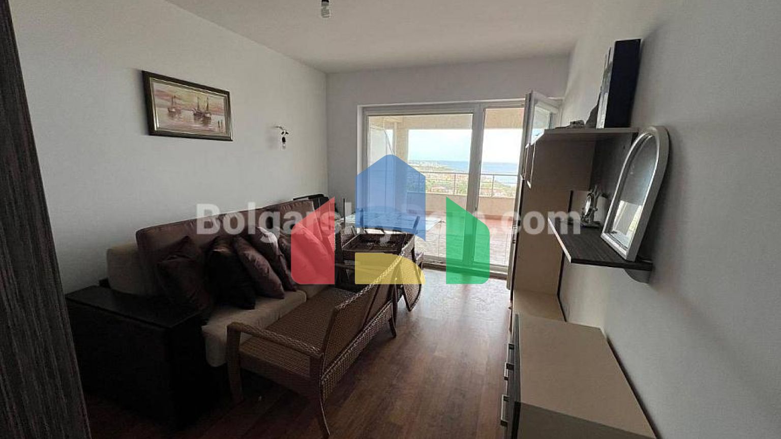 Трикімнатна квартира в Бялі