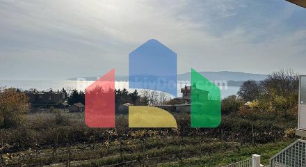 Трехкомнатная квартира в Аспро Марина