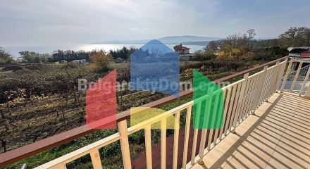 Трехкомнатная квартира в Аспро Марина