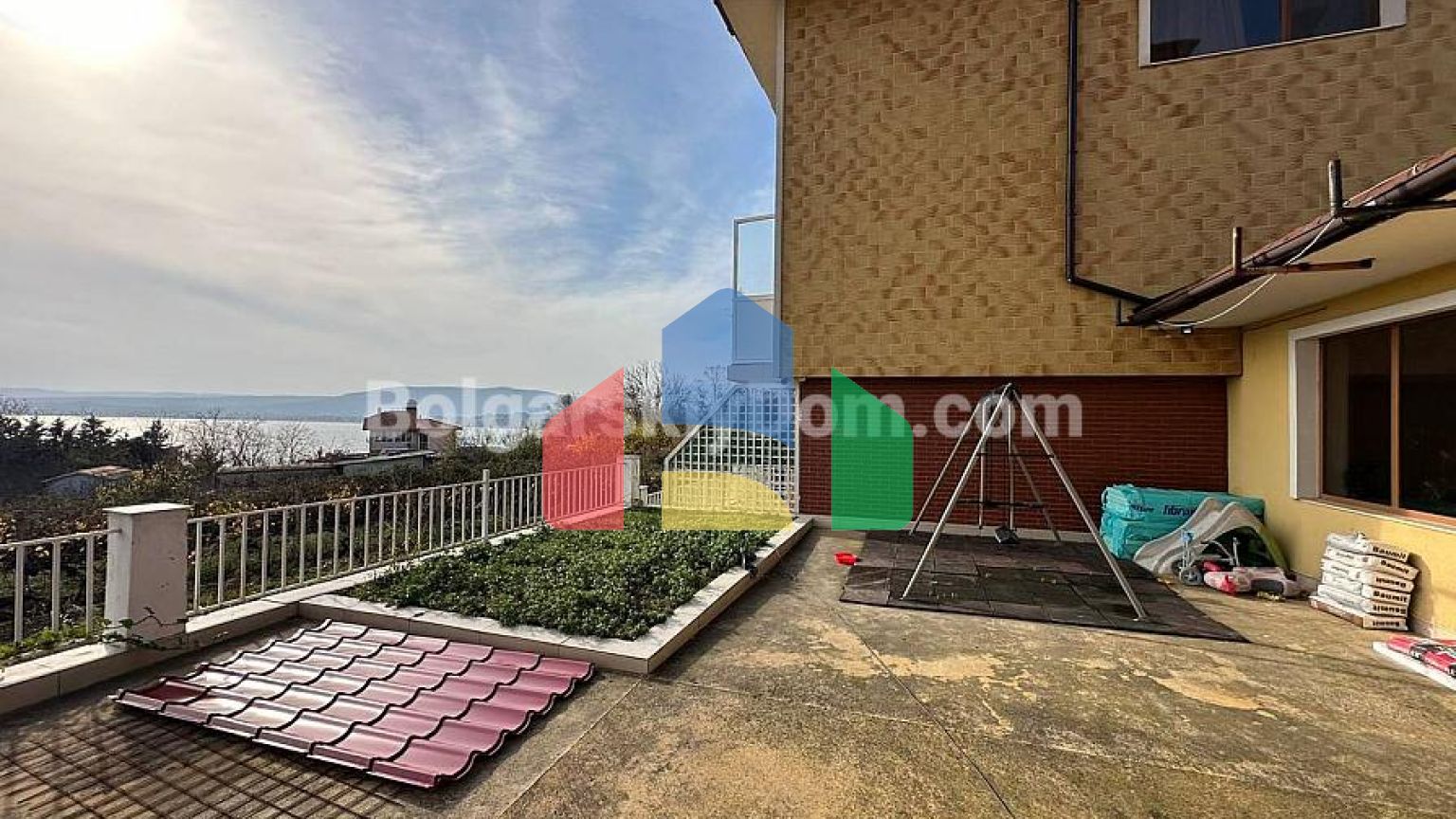 Трехкомнатная квартира в Аспро Марина