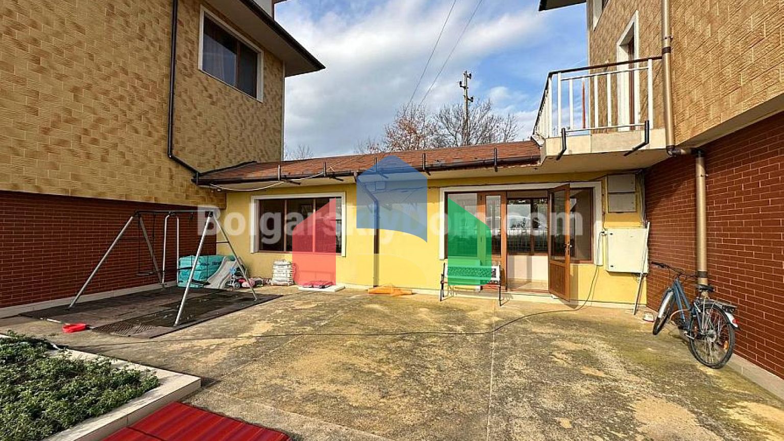 Трехкомнатная квартира в Аспро Марина