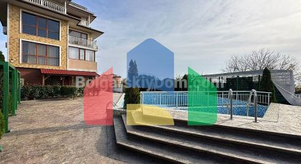 Трехкомнатная квартира в Аспро Марина