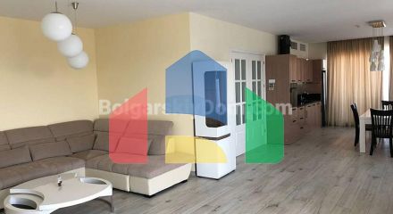 Трехкомнатная квартира во Флорес Гарден