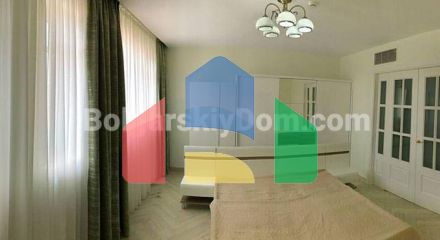 Трехкомнатная квартира во Флорес Гарден