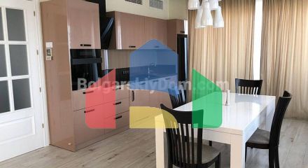 Трехкомнатная квартира во Флорес Гарден