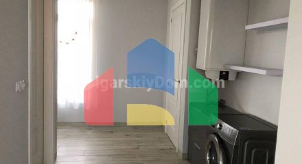 Трикімнатна квартира у Флорес Гарден