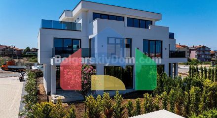 Будинки в Чорноморці