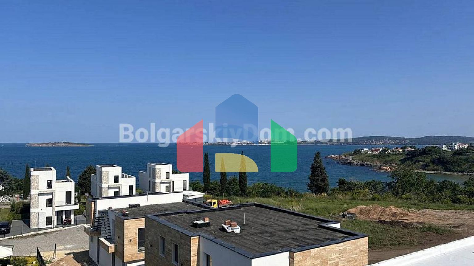 Дом в Санни Айленд