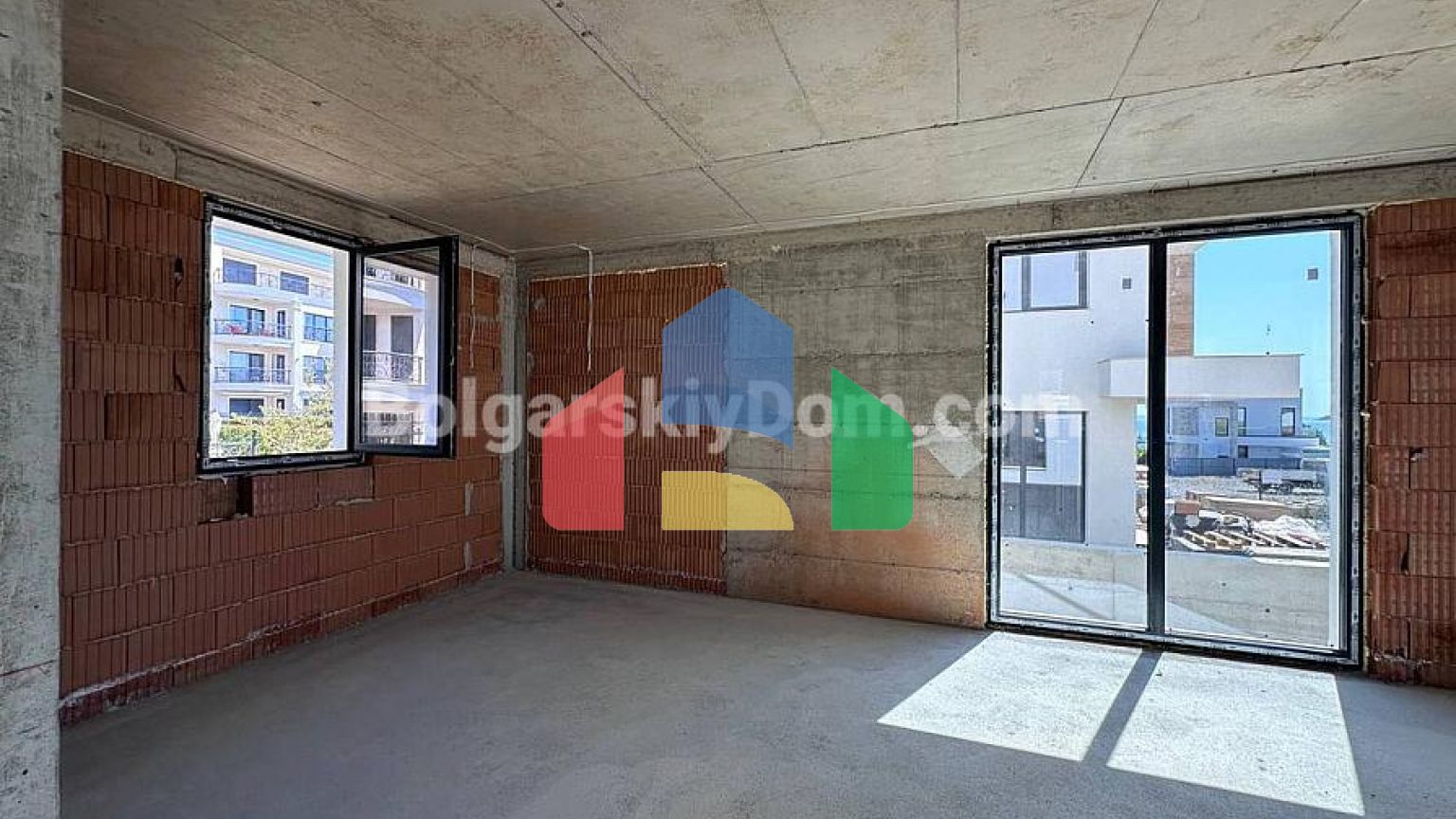 Дом в Санни Айленд