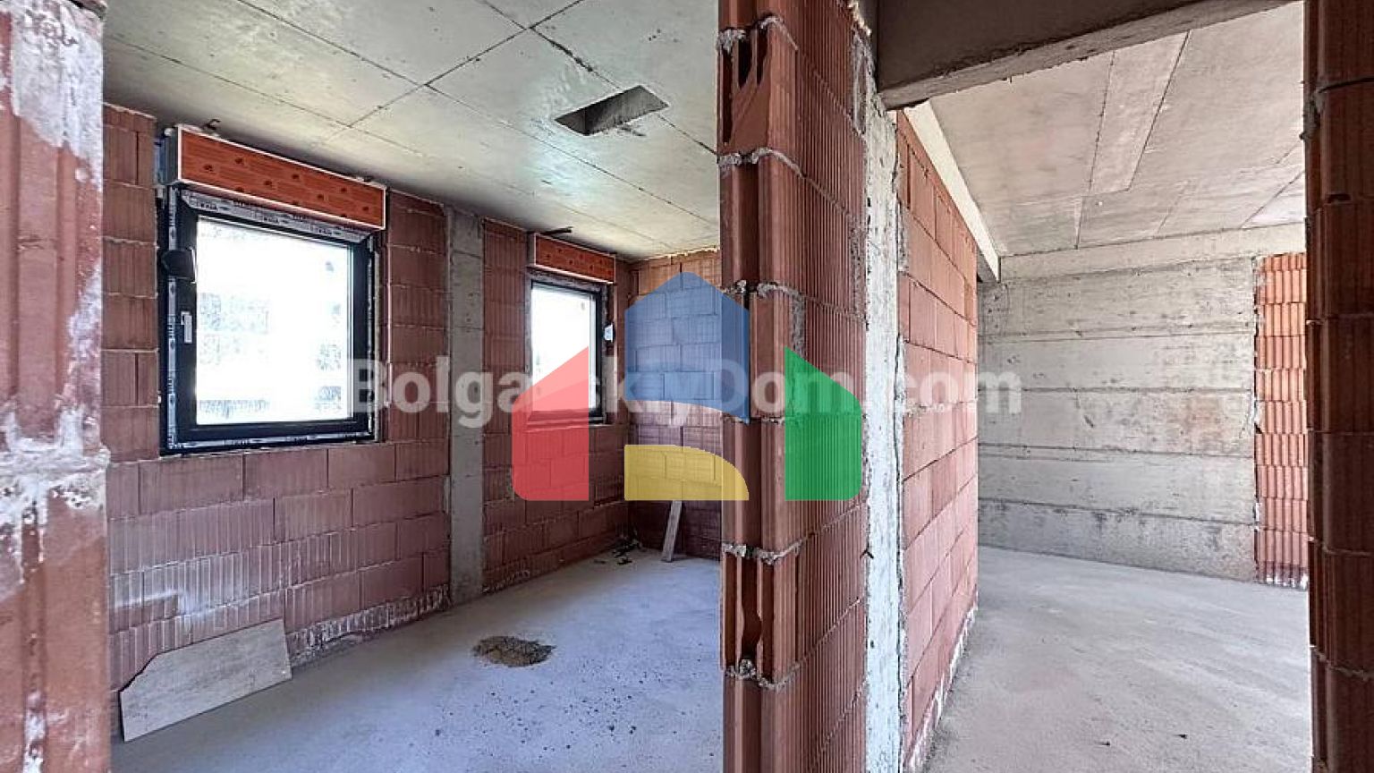 Дом в Санни Айленд