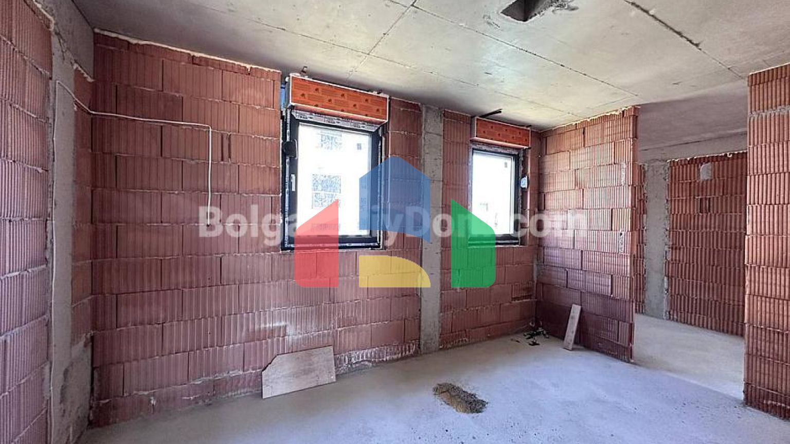 Дом в Санни Айленд