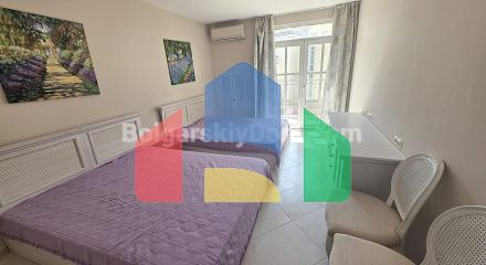 Трикімнатна квартира у Флорес Гарден