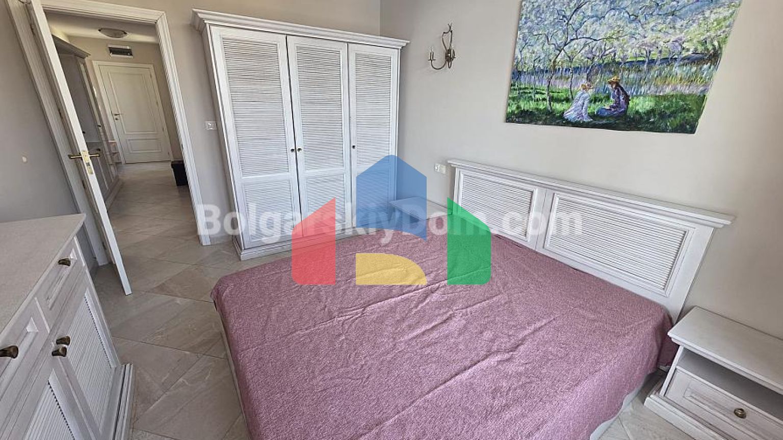 Трикімнатна квартира у Флорес Гарден