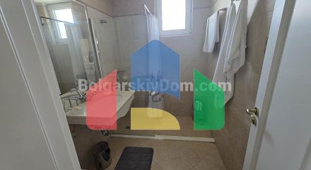 Трикімнатна квартира у Флорес Гарден