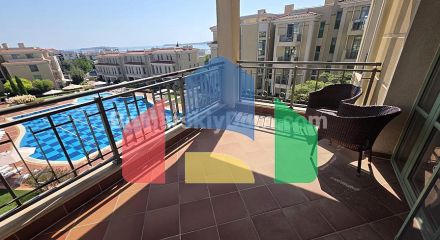 Трикімнатна квартира у Флорес Гарден