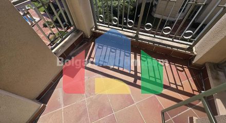 Трикімнатна квартира у Флорес Гарден