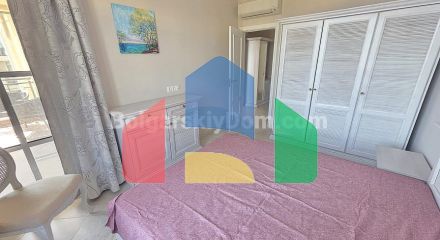 Трикімнатна квартира у Флорес Гарден