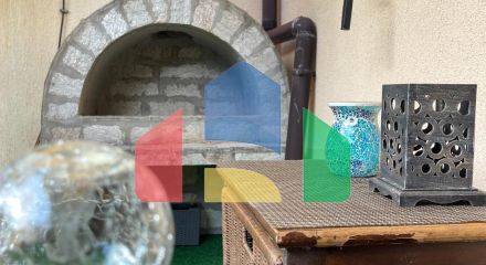 Дом в закрытом коттеджном поселке в Болгарии, локация Елените