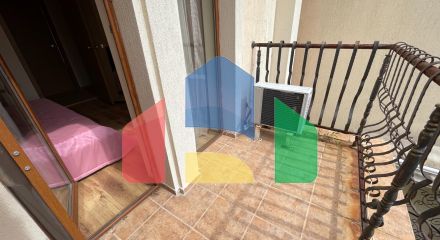 Дом в закрытом коттеджном поселке в Болгарии, локация Елените