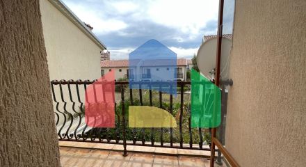 Дом в закрытом коттеджном поселке в Болгарии, локация Елените