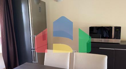 Таунхаус с приватным патио в закрытом коттеджном поселке в Болгарии, локация Елените