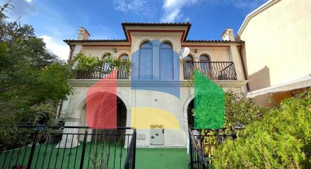 Таунхаус с приватным патио в закрытом коттеджном поселке в Болгарии, локация Елените