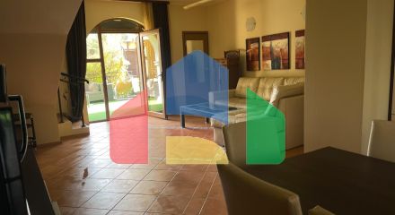 Таунхаус с приватным патио в закрытом коттеджном поселке в Болгарии, локация Елените