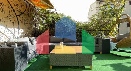 Таунхаус с приватным патио в закрытом коттеджном поселке в Болгарии, локация Елените