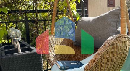 Таунхаус с приватным патио в закрытом коттеджном поселке в Болгарии, локация Елените