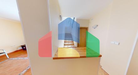 Просторный дом для отдыха в элитном комплексе 