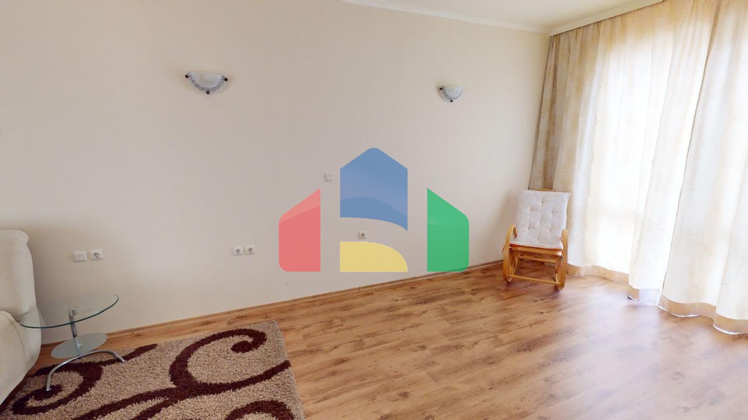 Просторный дом для отдыха в элитном комплексе 