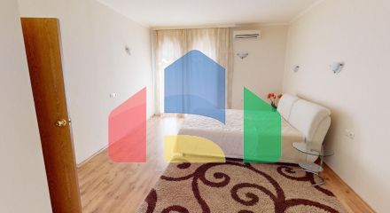 Просторный дом для отдыха в элитном комплексе 