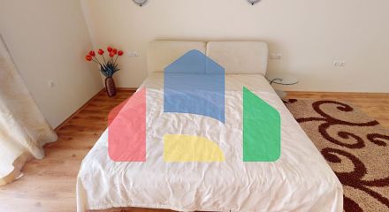 Просторный дом для отдыха в элитном комплексе 