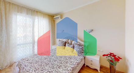 Просторный дом для отдыха в элитном комплексе 