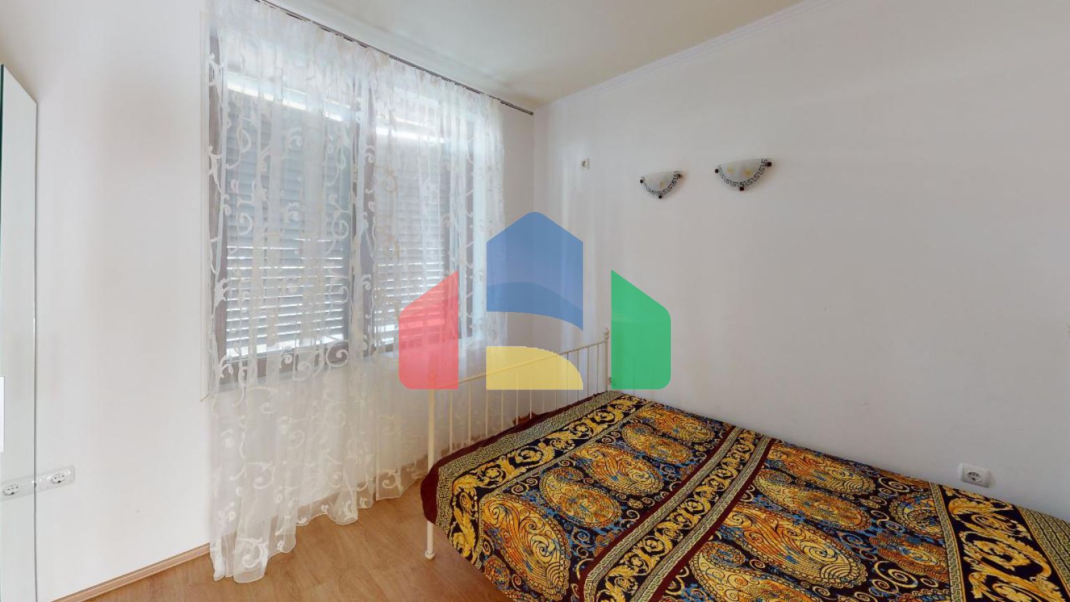 Просторный дом для отдыха в элитном комплексе 