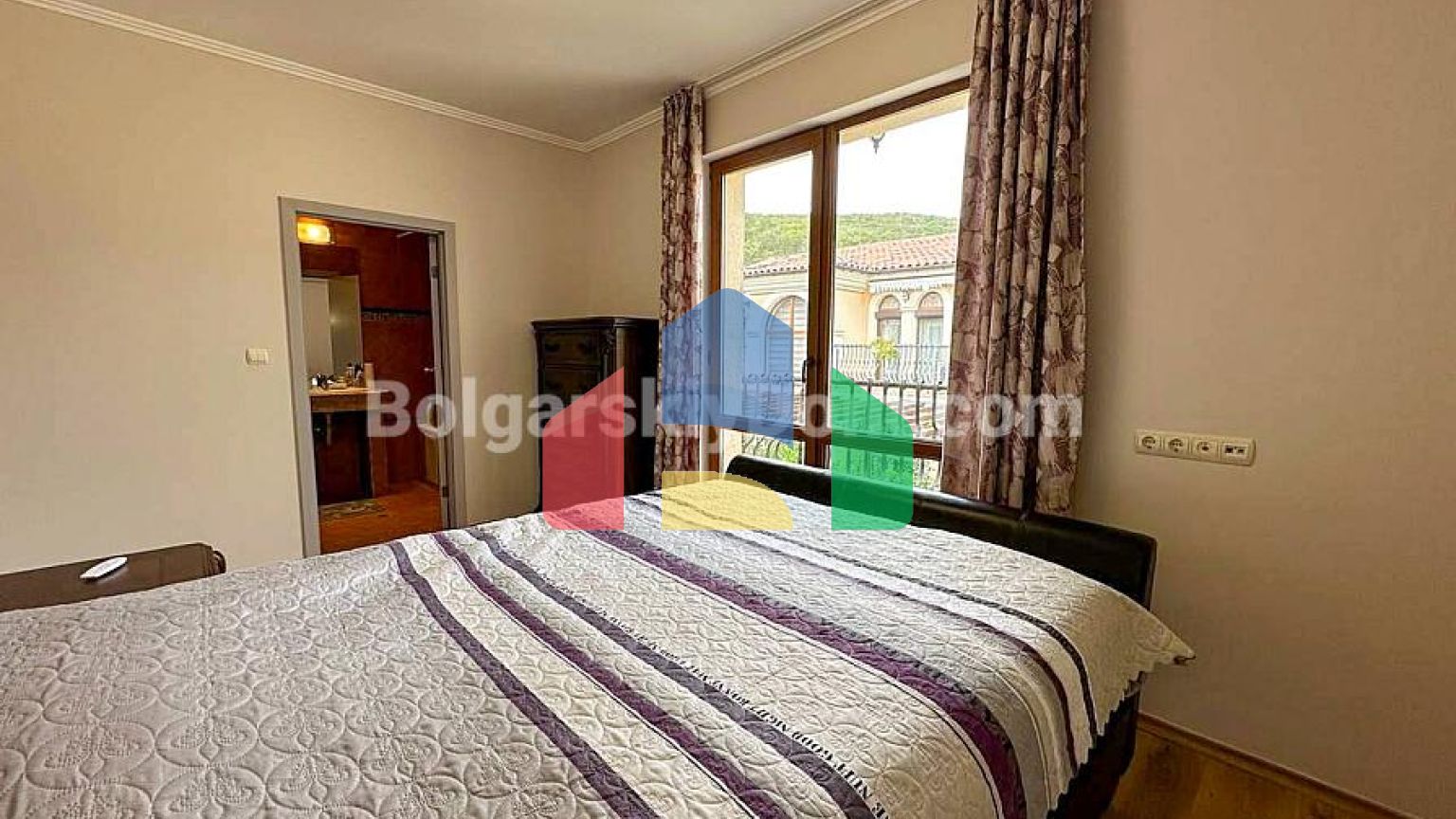 Четырехкомнатная вилла в Вилла Романа