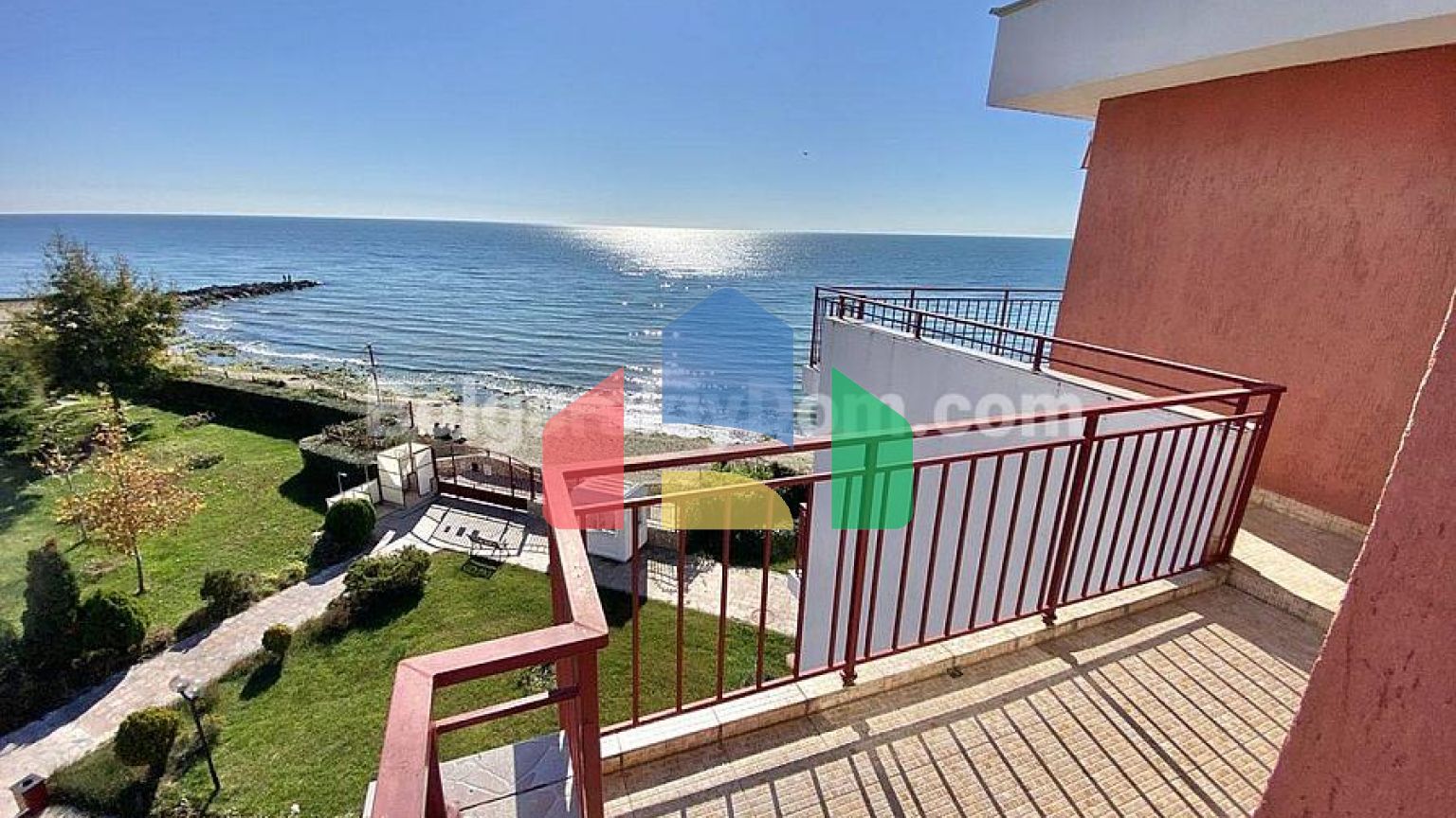 Двухкомнатная квартира в Привилидж Форт Бич