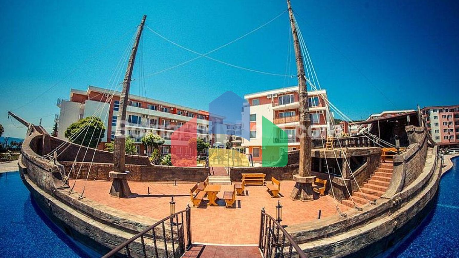 Двухкомнатная квартира в Привилидж Форт Бич