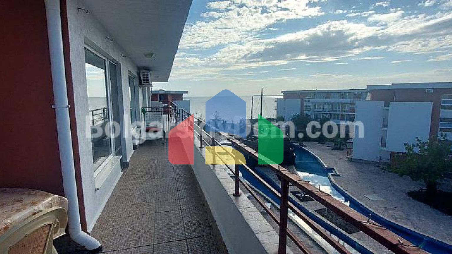 Трикімнатна квартира в Privilege