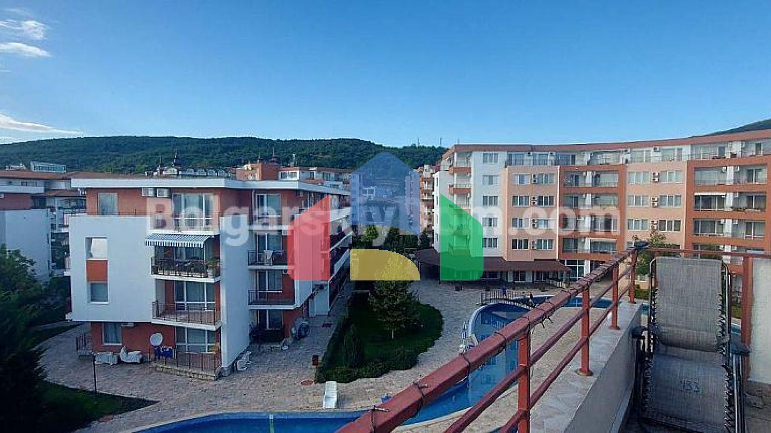 Трикімнатна квартира в Privilege