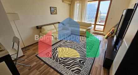 Трехкомнатная квартира в Мессамбрия Форт Бич