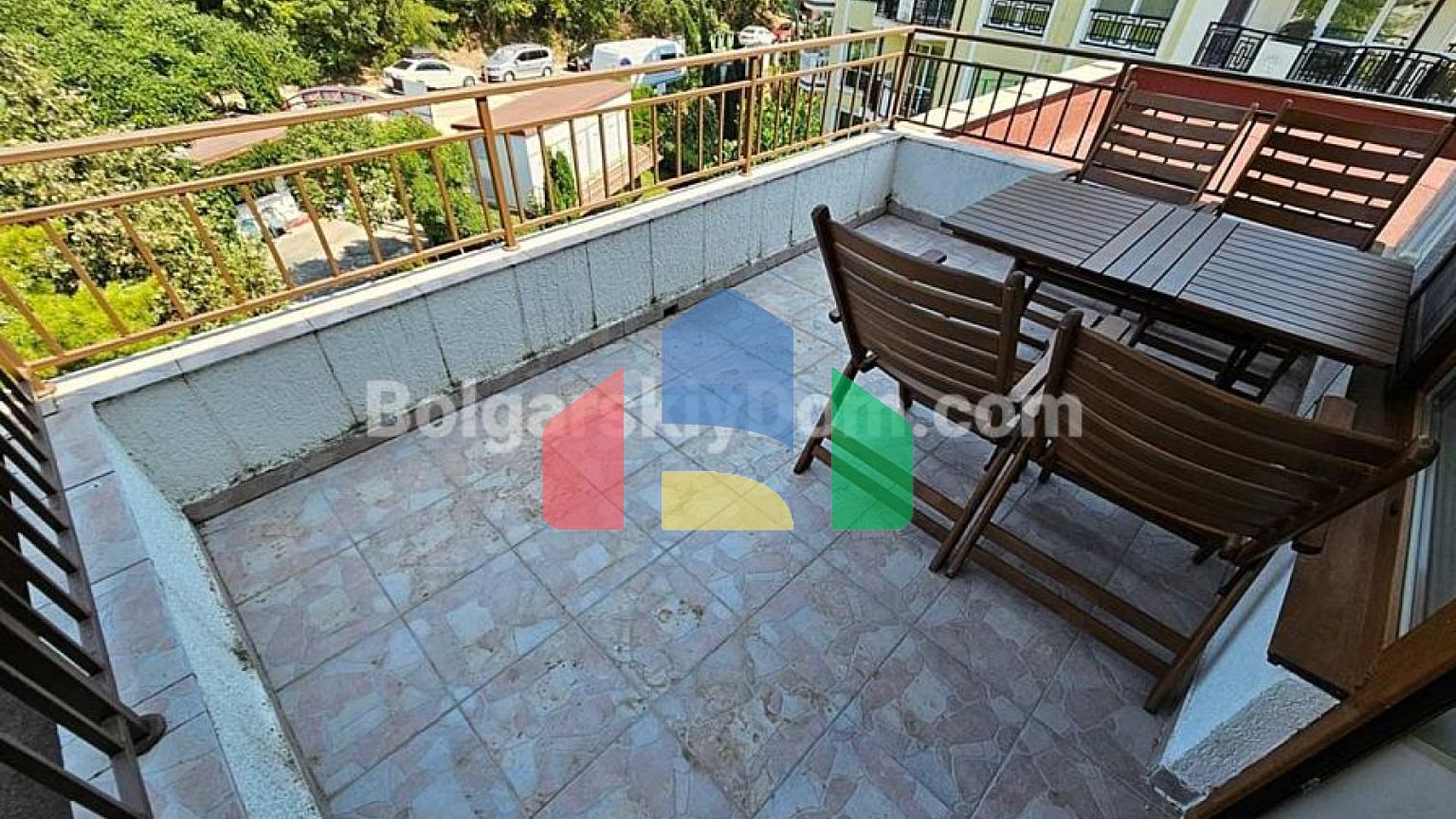 Трехкомнатная квартира в Мессамбрия Форт Бич