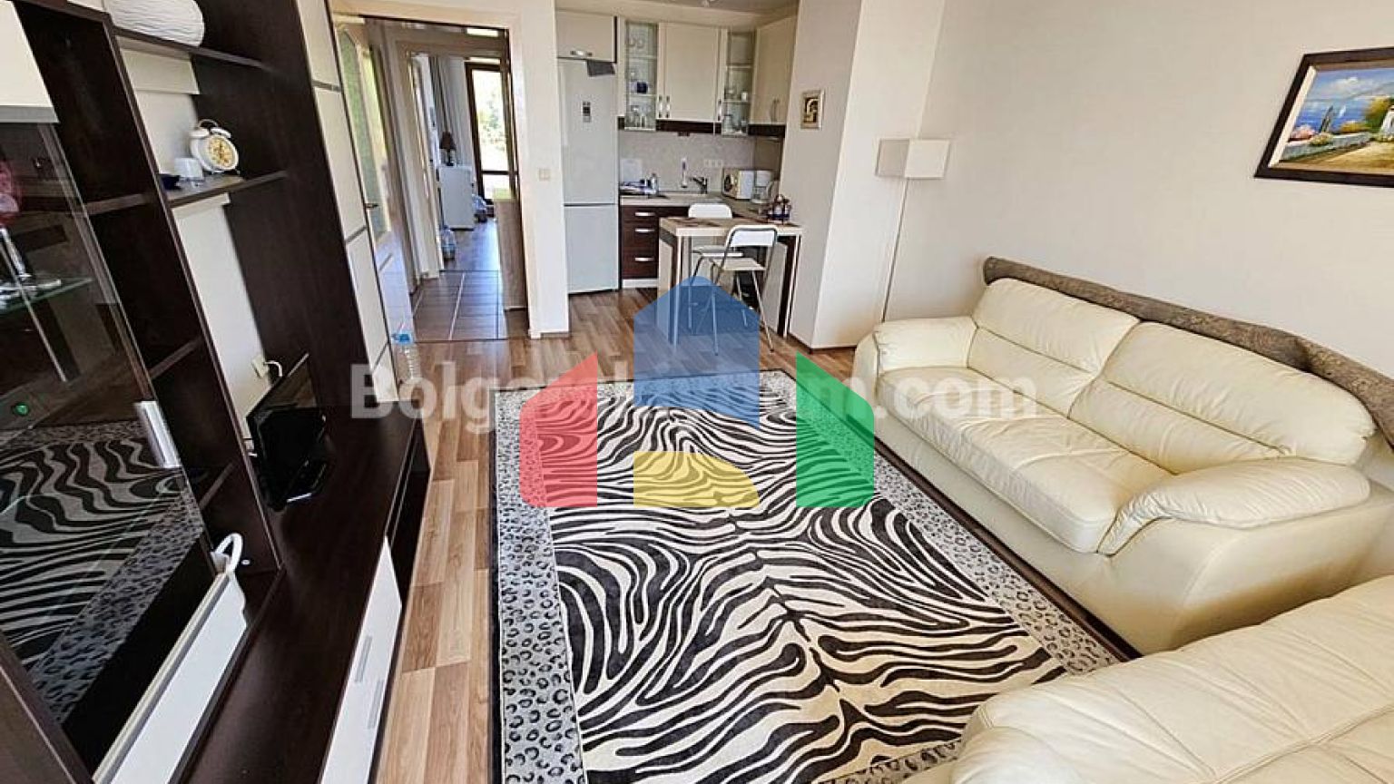 Трехкомнатная квартира в Мессамбрия Форт Бич