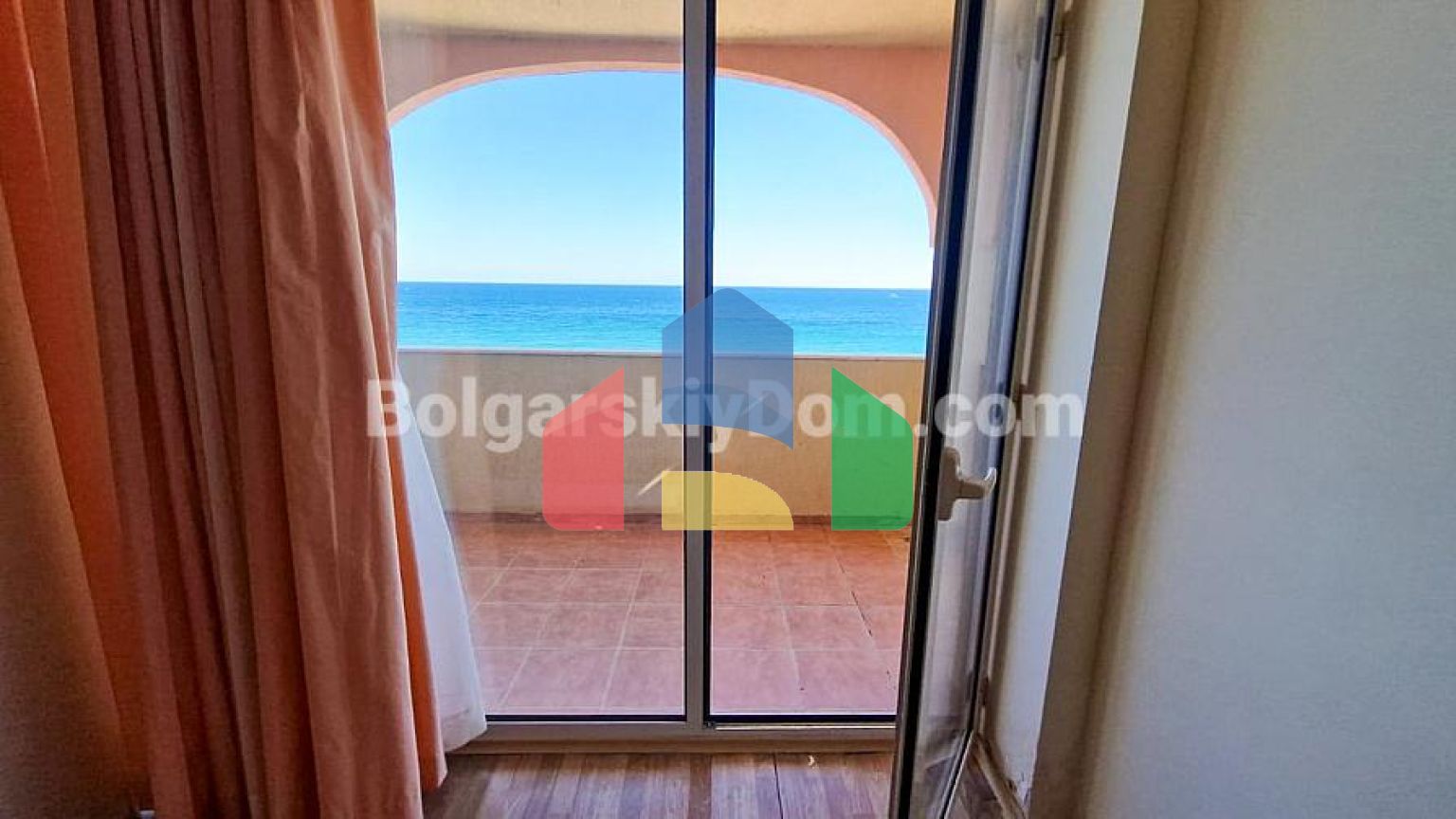 Двокімнатна квартира в Атріум Біч