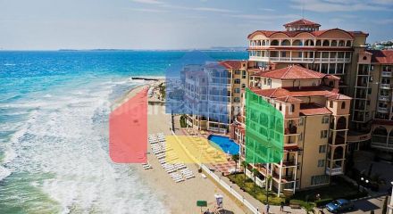 Atrium Beach