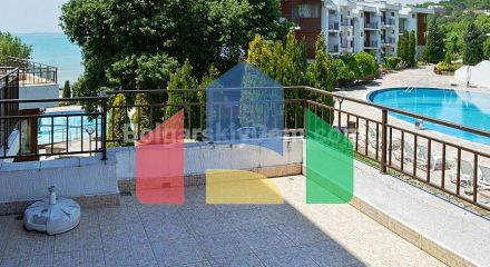 Трехкомнатная квартира в Мессамбрия Форт Бич