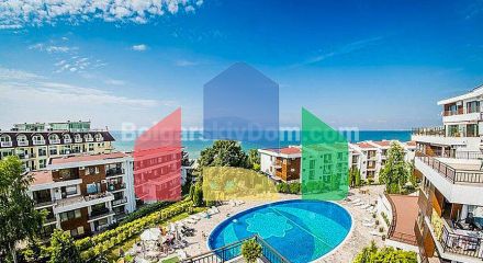 Трикімнатна квартира в Мессамбрія Форт Біч