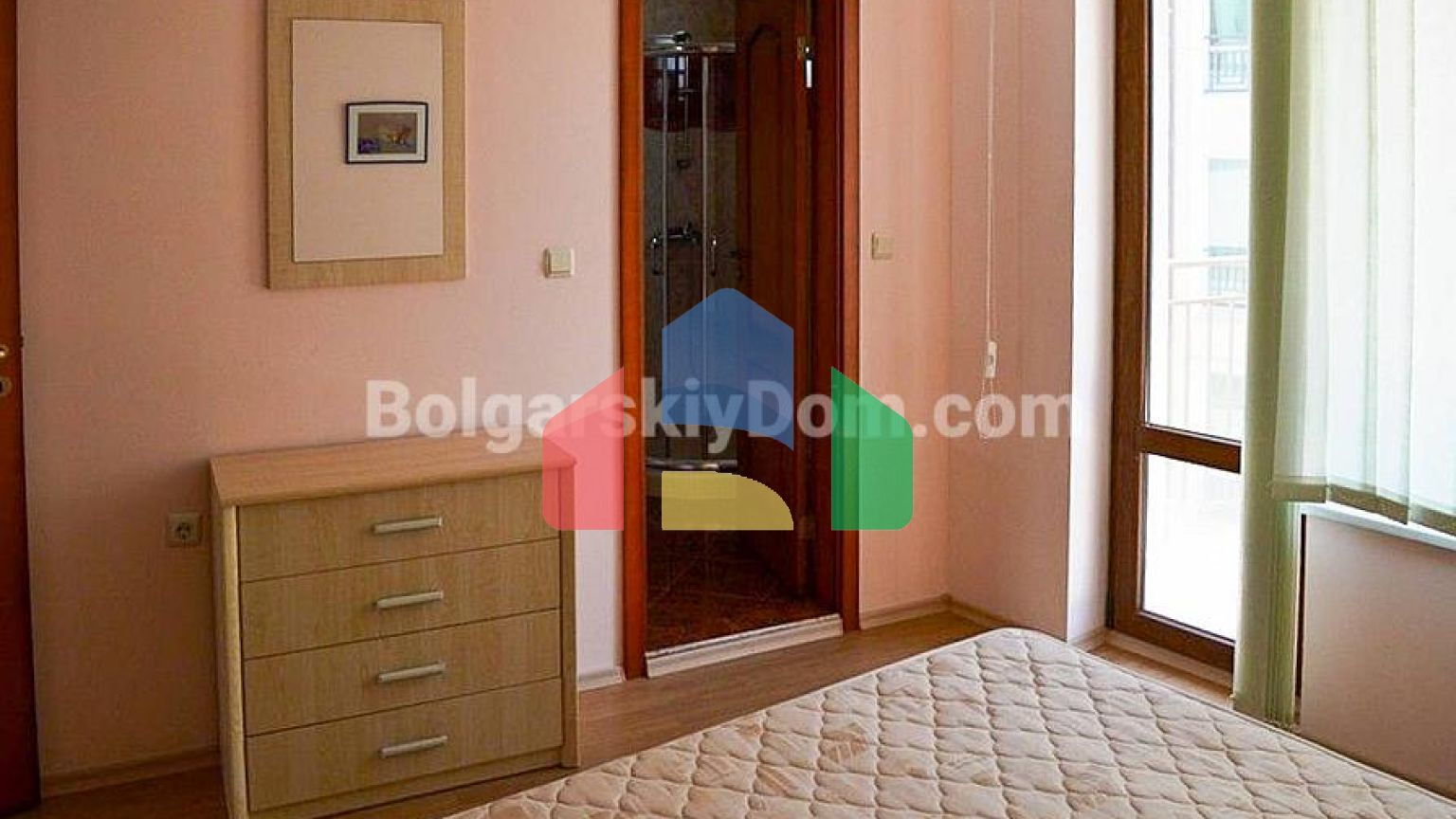 Трикімнатна квартира в Мессамбрія Форт Біч