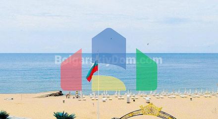 Двокімнатна квартира в Таліана Біч