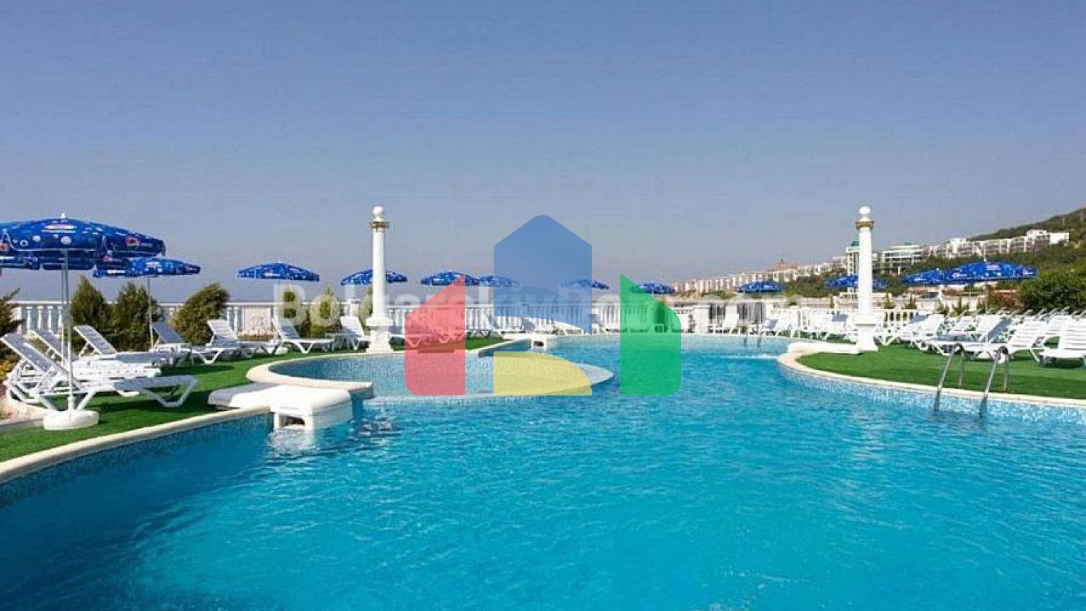 Двокімнатна квартира в Таліана Біч